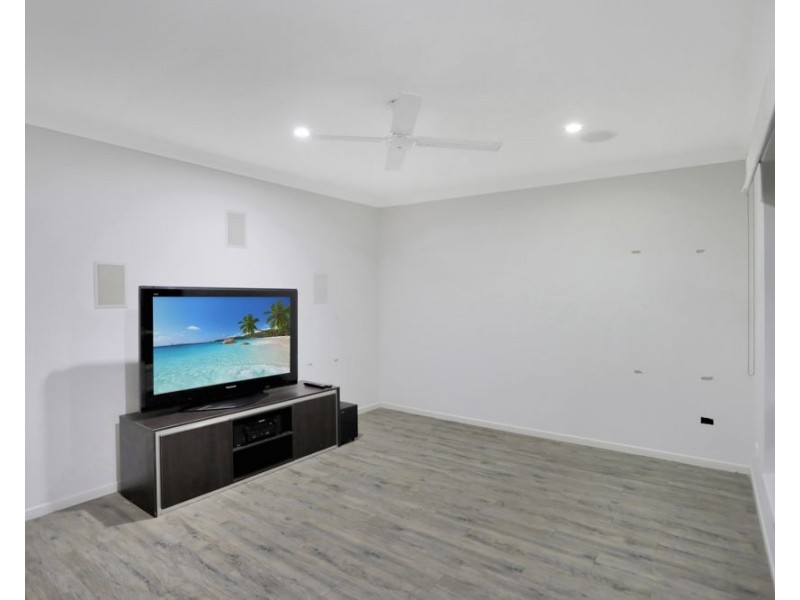 43 Pittwin Road South, Capalaba QLD 4157