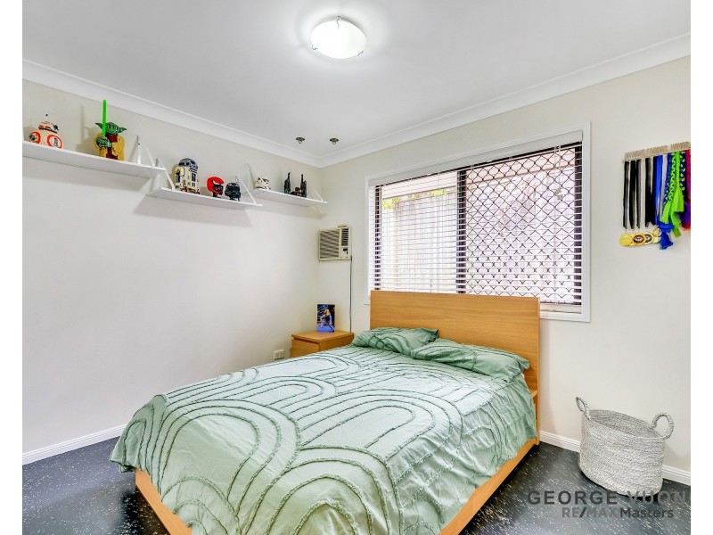 21 Snowy River Cct, Forest Lake QLD 4078