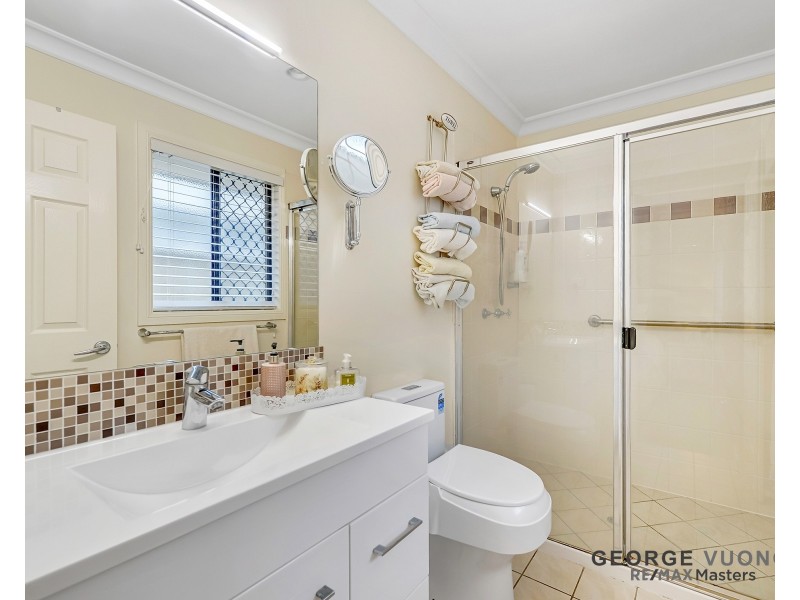 6 Parkside Pl, Forest Lake QLD 4078