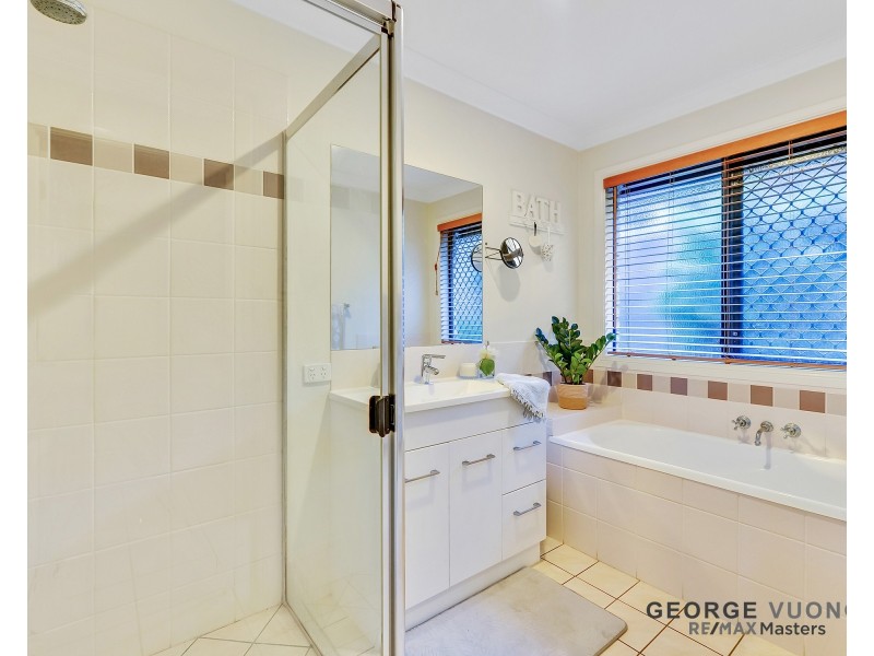 6 Parkside Pl, Forest Lake QLD 4078