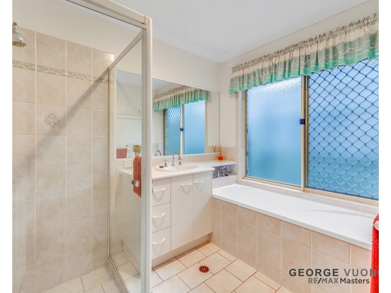 68 Augusta Cr, Forest Lake QLD 4078