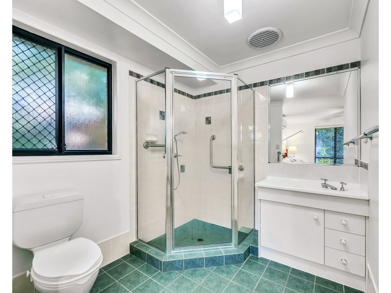 6 Chapple Pl, Forest Lake QLD 4078