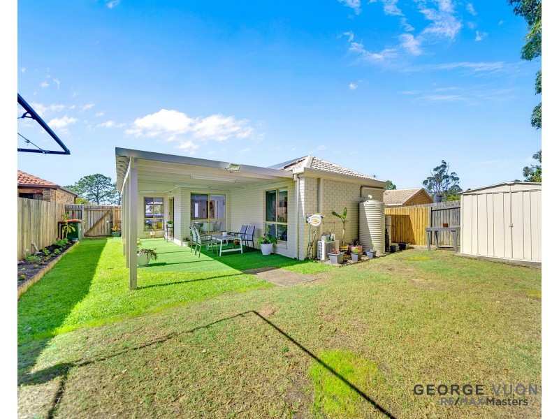 12 Hoop Pl, Forest Lake QLD 4078