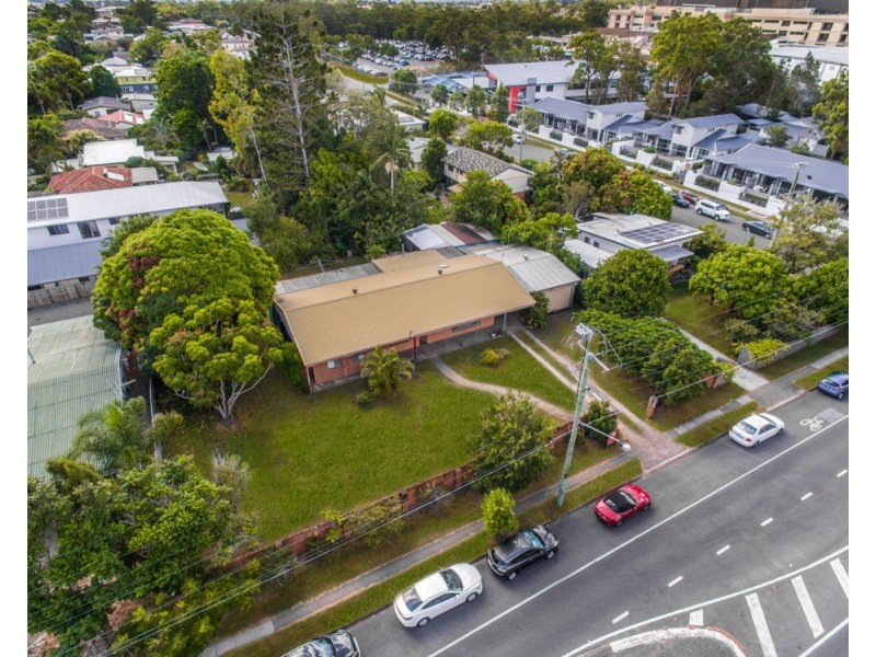 322-326 TROUGHTON RD, Coopers Plains QLD 4108
