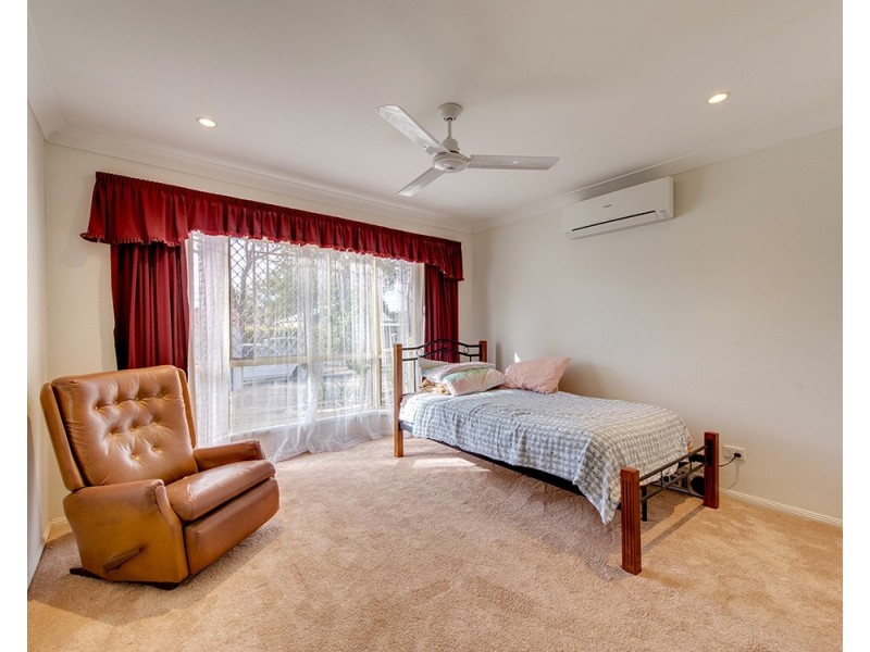 5 Hillbrook Way, Forest Lake QLD 4078