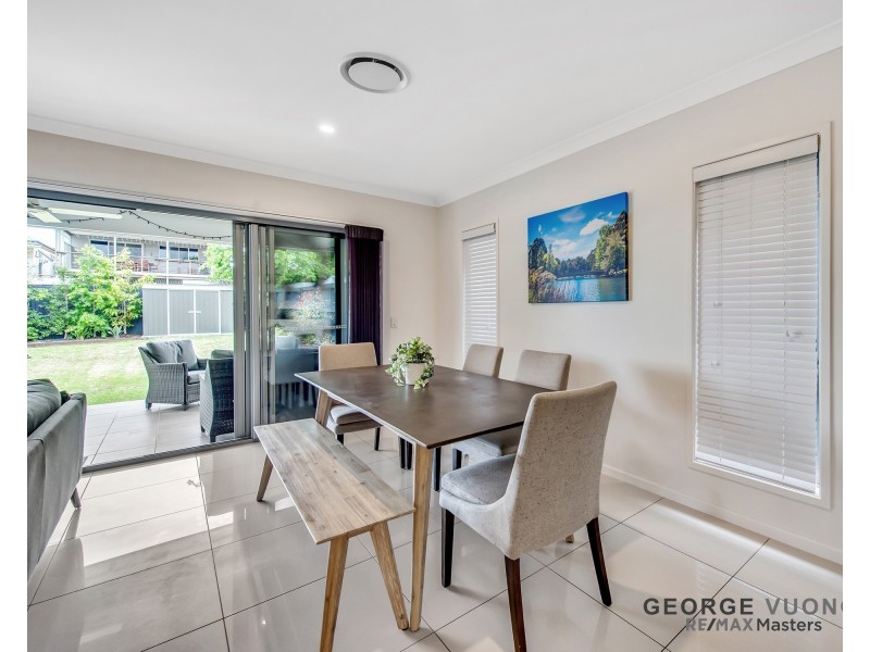 24A St Clements Rd, Oxley QLD 4075