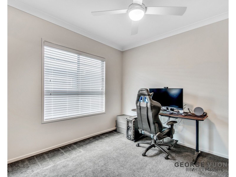 24A St Clements Rd, Oxley QLD 4075