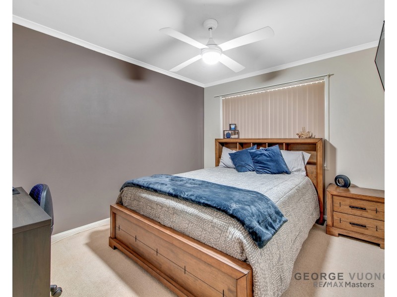 1 Maidenhair Ct, Forest Lake QLD 4078