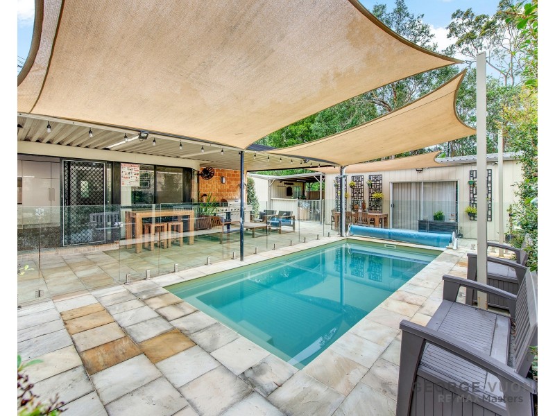 1 Maidenhair Ct, Forest Lake QLD 4078