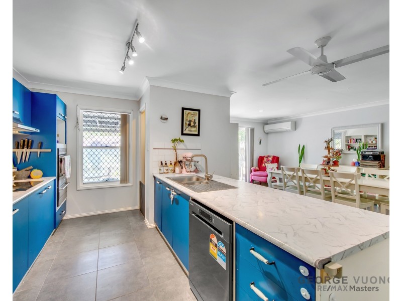 7 Cressbrook St, Forest Lake QLD 4078