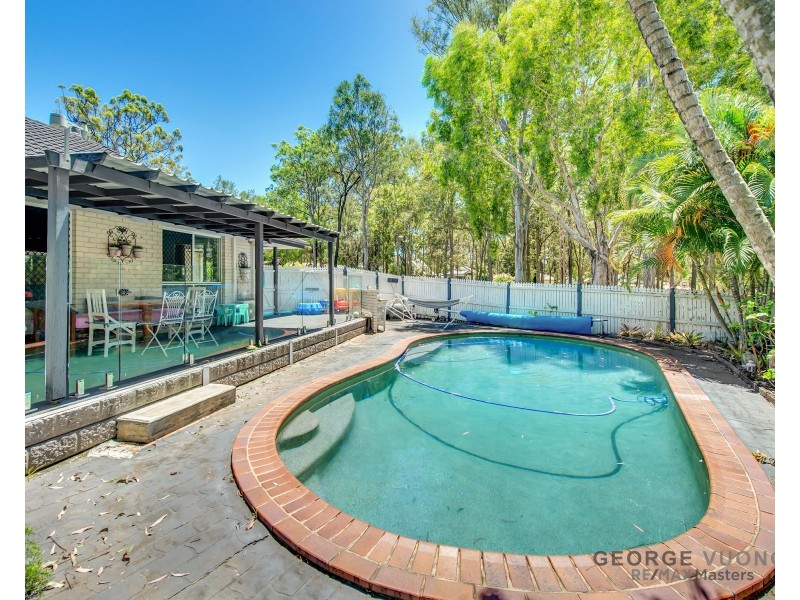 7 Cressbrook St, Forest Lake QLD 4078