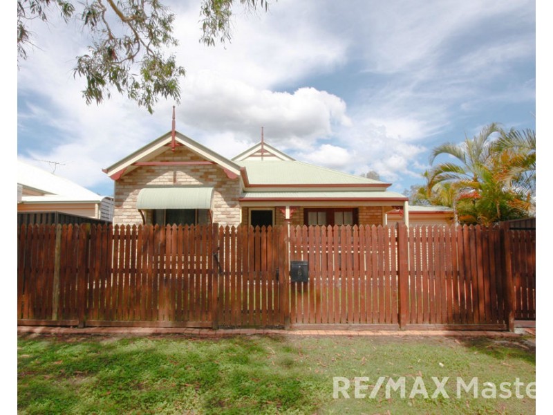 8 Mandarin Close, Forest Lake QLD 4078