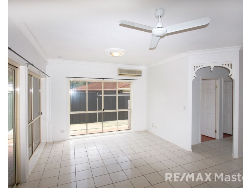 8 Mandarin Close, Forest Lake QLD 4078