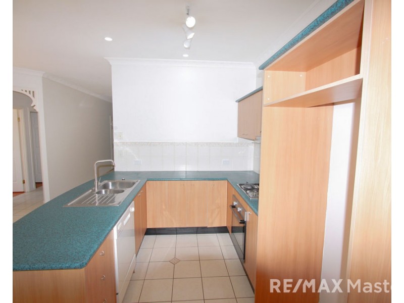 8 Mandarin Close, Forest Lake QLD 4078