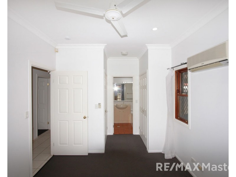 8 Mandarin Close, Forest Lake QLD 4078