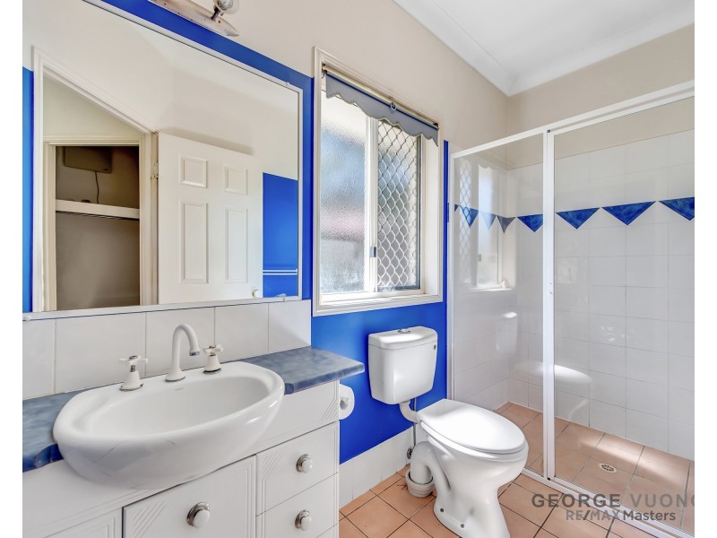 16 Chelsea Pl, Forest Lake QLD 4078