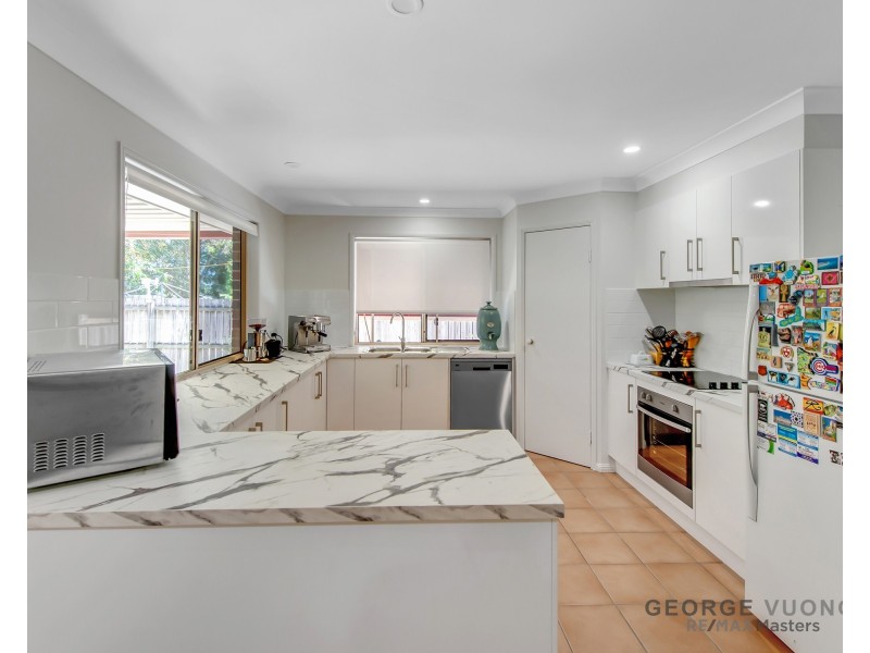 30 Oxley Pl, Forest Lake QLD 4078