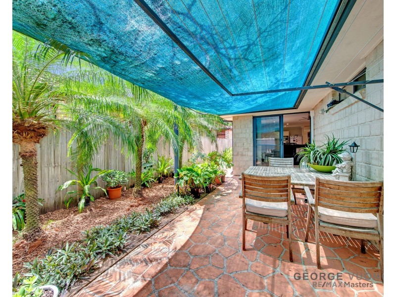 6 Wren Cl, Forest Lake QLD 4078