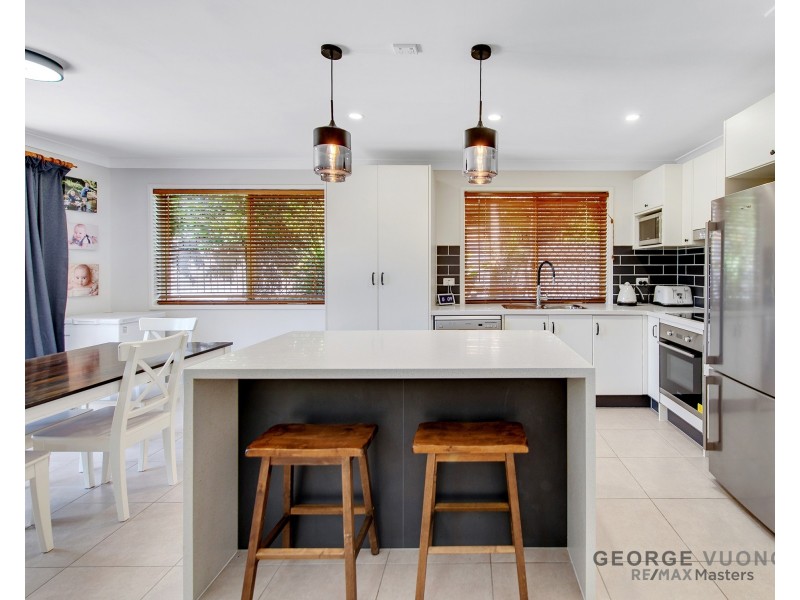 22 Solander Cct, Forest Lake QLD 4078