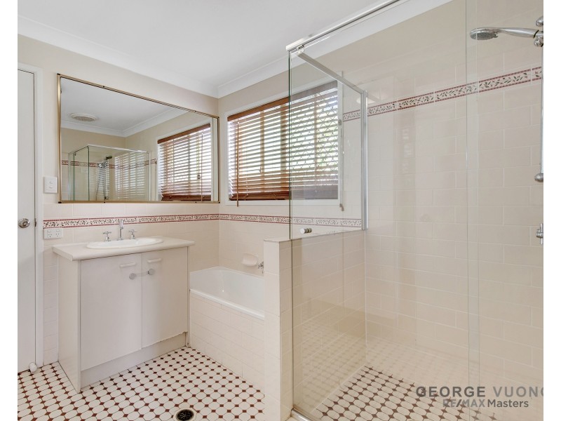 22 Solander Cct, Forest Lake QLD 4078