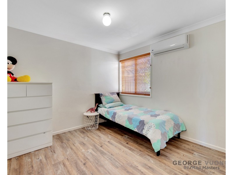 22 Solander Cct, Forest Lake QLD 4078