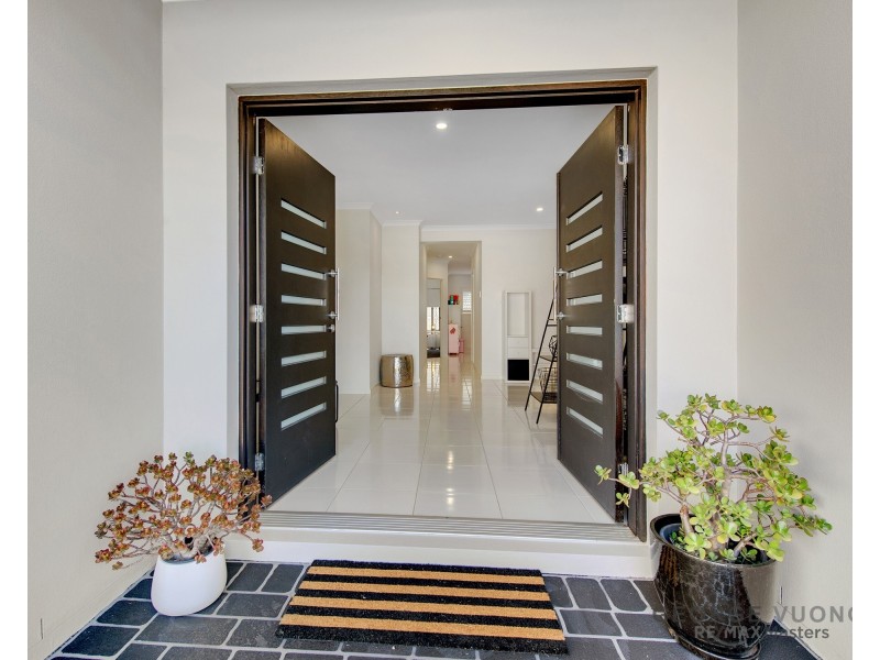 31 Colebrook Cres, Doolandella QLD 4077