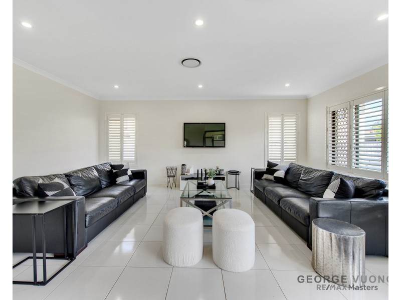 31 Colebrook Cres, Doolandella QLD 4077