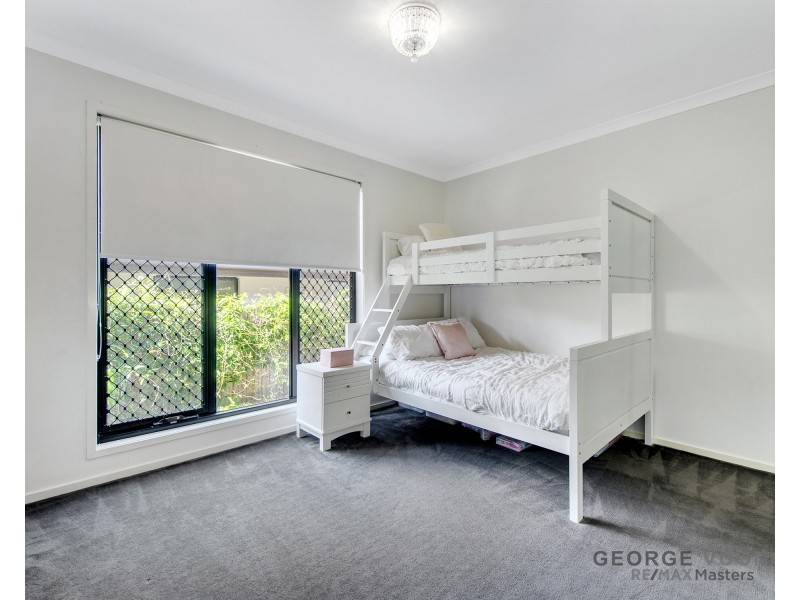 31 Colebrook Cres, Doolandella QLD 4077