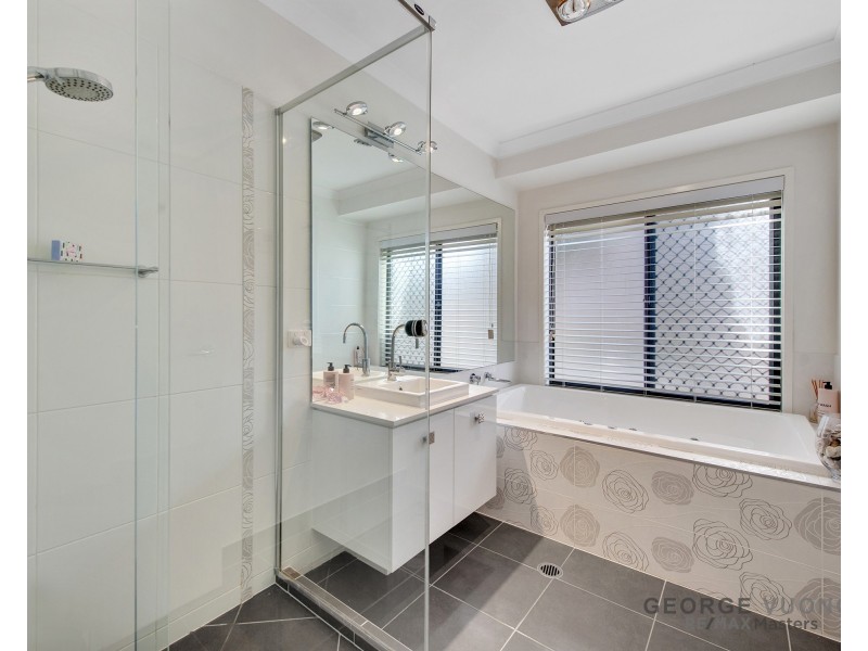 31 Colebrook Cres, Doolandella QLD 4077