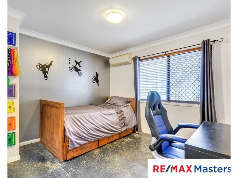 21 Snowy River Cct, Forest Lake QLD 4078