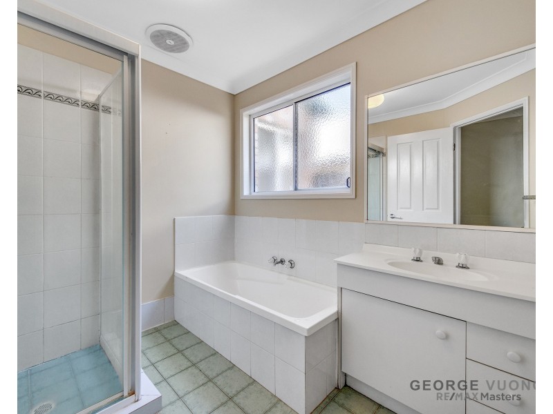 24 Mawson Pl, Forest Lake QLD 4078