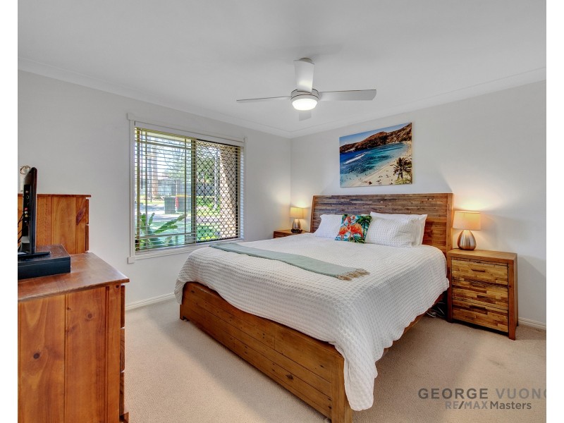 9 Maidenhair Ct, Forest Lake QLD 4078