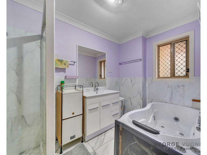 10 Starr St, Forest Lake QLD 4078