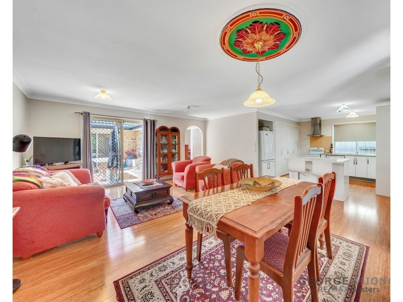 12 Oldbury Pl, Forest Lake QLD 4078
