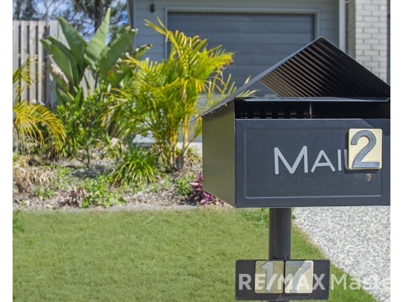 2/17 Bloomfield Avenue, Park Ridge QLD 4125