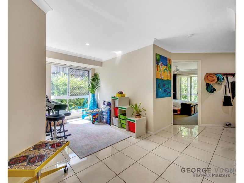 28 Murray Pl, Forest Lake QLD 4078