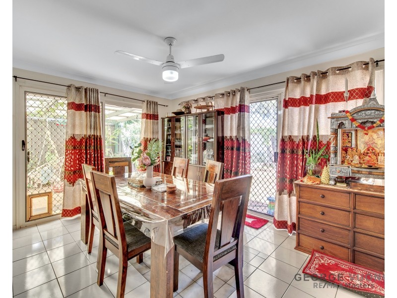 45 Clarendon Cct, Forest Lake QLD 4078