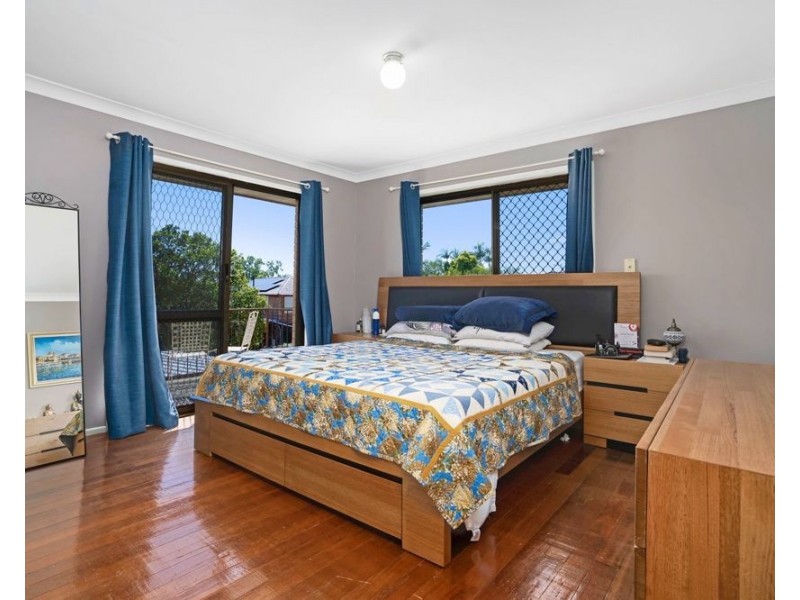 3 CATANIA STREET, Wishart QLD 4122