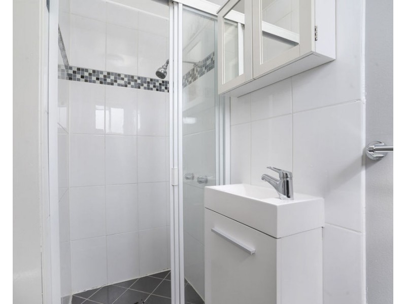 3 CATANIA STREET, Wishart QLD 4122