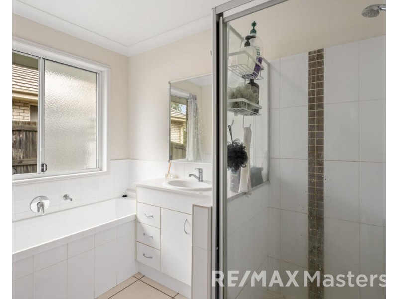 76 Avon St, Leichhardt QLD 4305