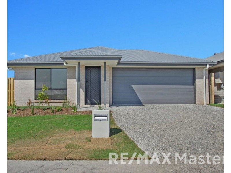 2 Barnyard Dr, Park Ridge QLD 4125