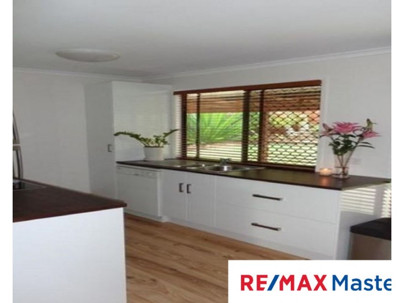 10 Sunscape Drive, Eagleby QLD 4207