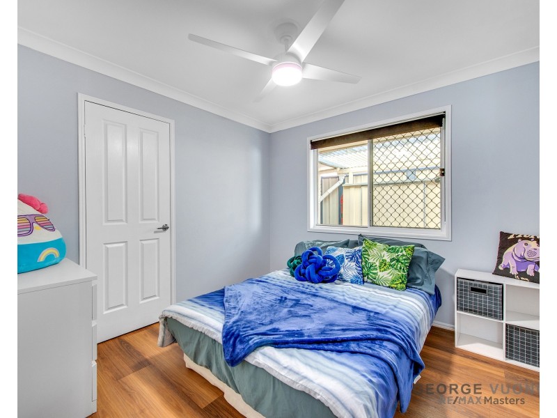 18 Paton Cr, Forest Lake QLD 4078