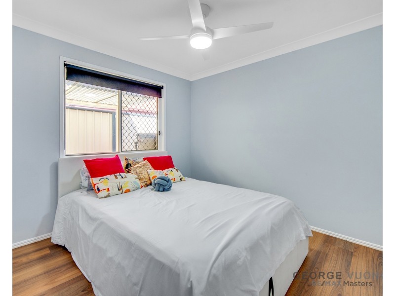 18 Paton Cr, Forest Lake QLD 4078