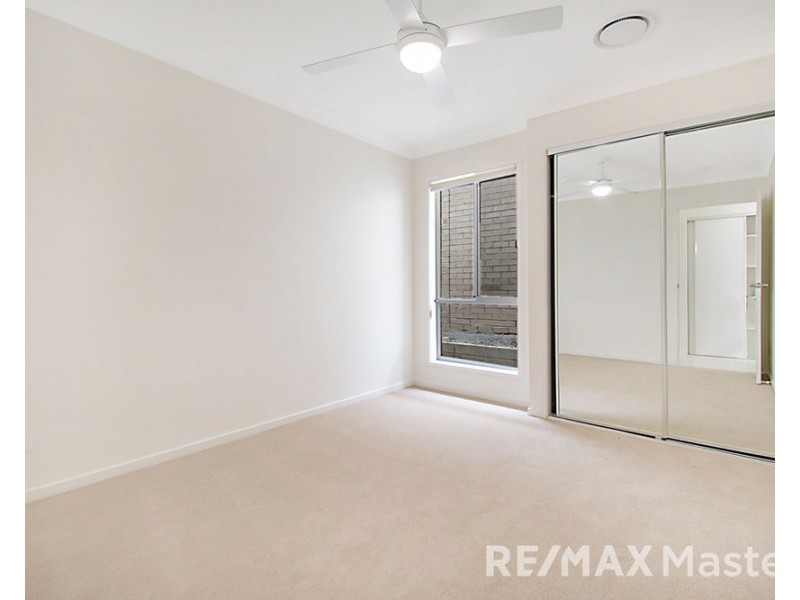 37 Drysdale Cres, Bundamba QLD 4304