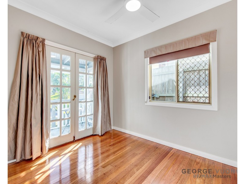 18 Pintail Cres, Forest Lake QLD 4078