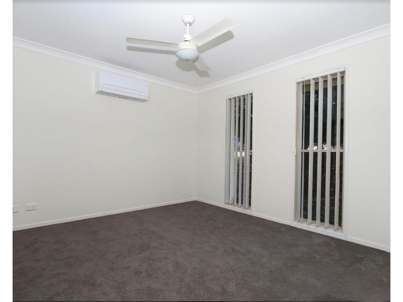 24 Dandenong St, Forest Lake QLD 4078