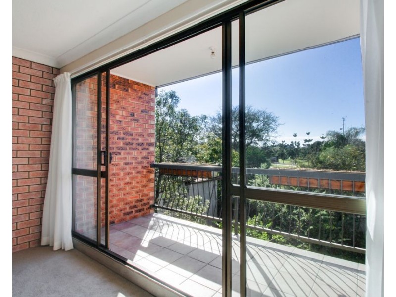 5/237 Sir Fred Schonell Drive, St Lucia QLD 4067