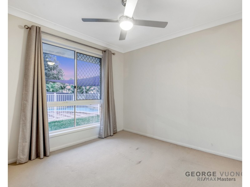 25 Solander Cct, Forest Lake QLD 4078