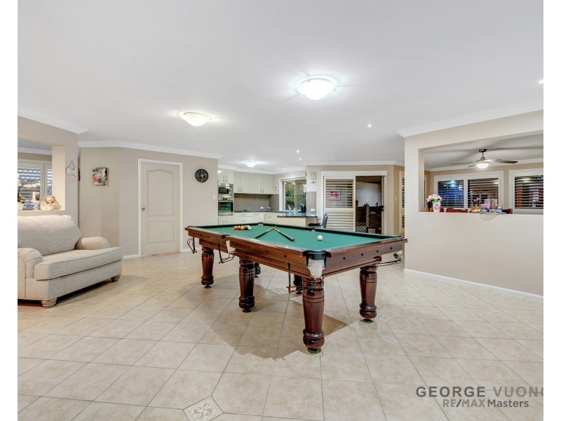 2 Malvern Pl, Forest Lake QLD 4078